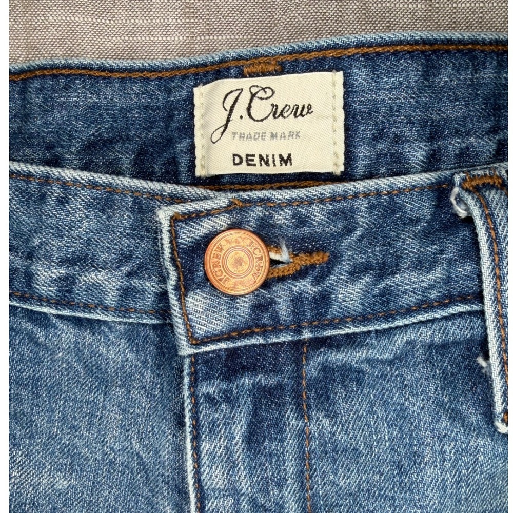 J.Crew Womens Denim Shorts Medium Wash Rolled Cuff 100% Cotton Blue Size 30‎ - Picture 3 of 12